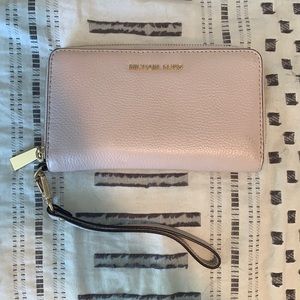 Michael Kors Wristlet